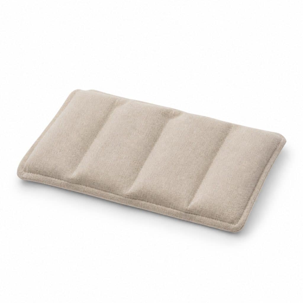 Bouillotte sèche micro-ondable aux graines présenté seul